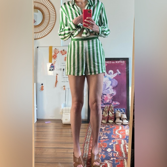 JUICY SIZE 10 SIZE L | twosie set | button up shirt with shorts | garden party - Picture 6 of 7